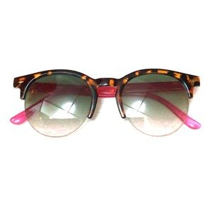 NWOT Women Classic vintage half frame round cat eye sunglasses